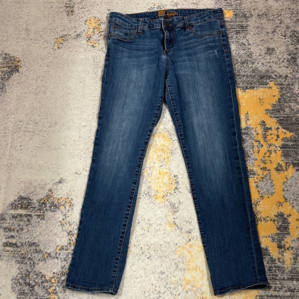 Kut from the Kloth Skinny Jeans in Dark Blue Wash